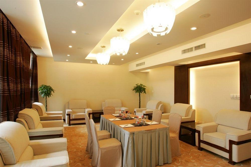 Crowne Plaza Hangzhou Xanadu Resort Ανέσεις φωτογραφία